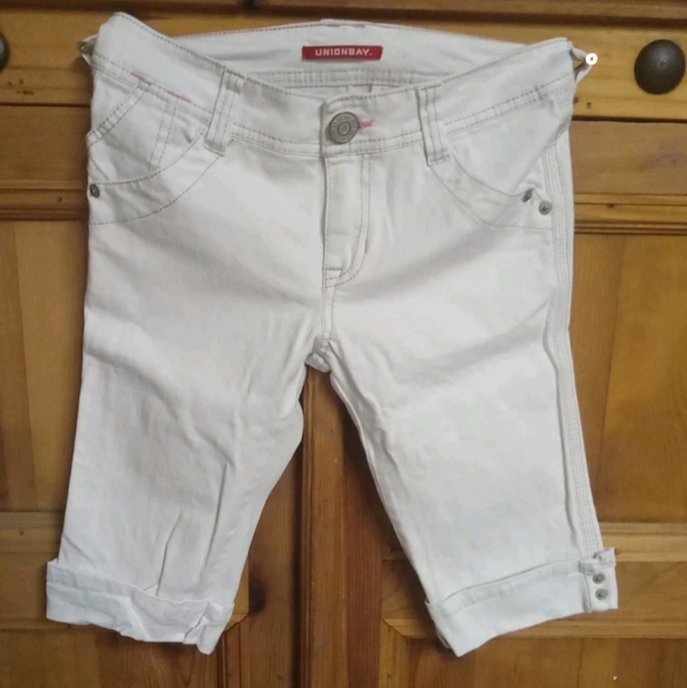 UNIONBAY Girls Light White Denim Capri Shorts Sz 12 Regular